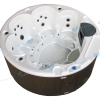 Круглый спа-бассейн JOYEE SPA Copenhagen Круглый спа-бассейн JOYEE SPA Copenhagen