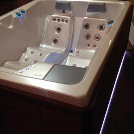 Гидромассажный спа-бассейн USSPA Lyra_iN